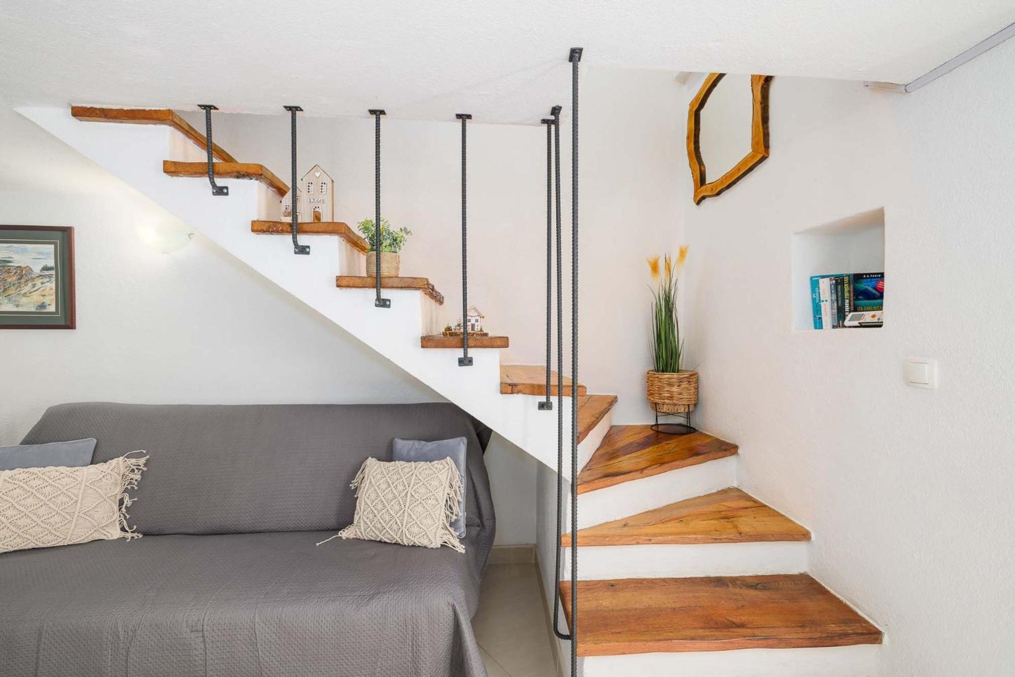 Apartment Katalin Kornić Екстериор снимка